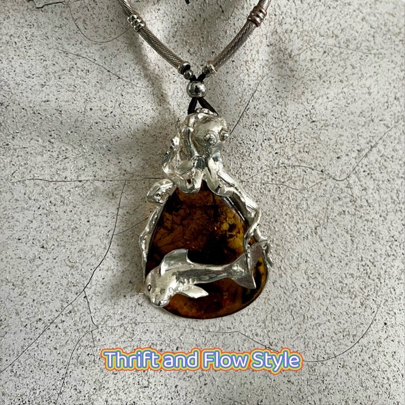 .925 SILVER OCTOPUS/SHARK NECKLACE WITH STONE. NWOT - Picture 2 of 6